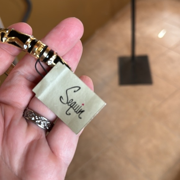 NWT Sequin Bangle Hinge Bracelet Gold Black by Nordstrom - Picture 6 of 7